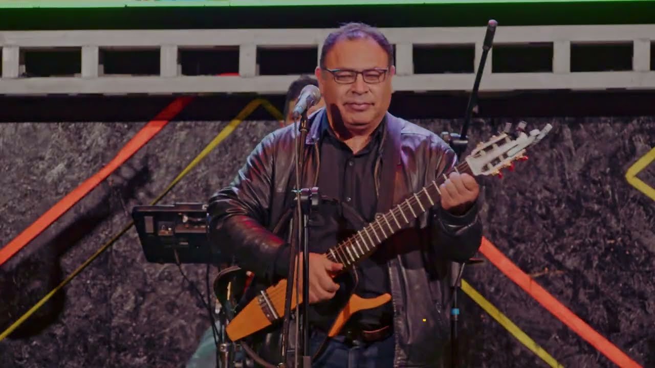 Alberto Briones - Los Infieles - Mix de cumbias peruanas 4K